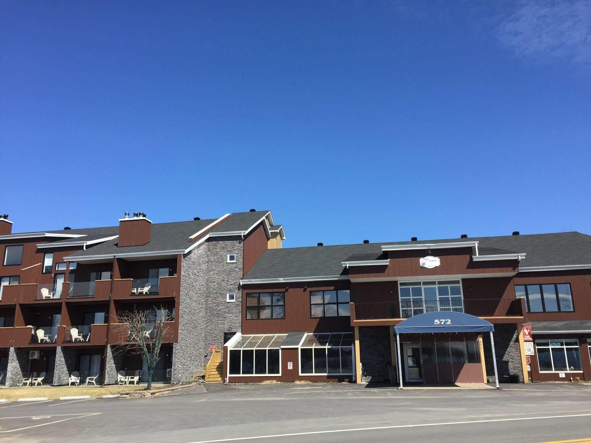 Hotel Brome 4*